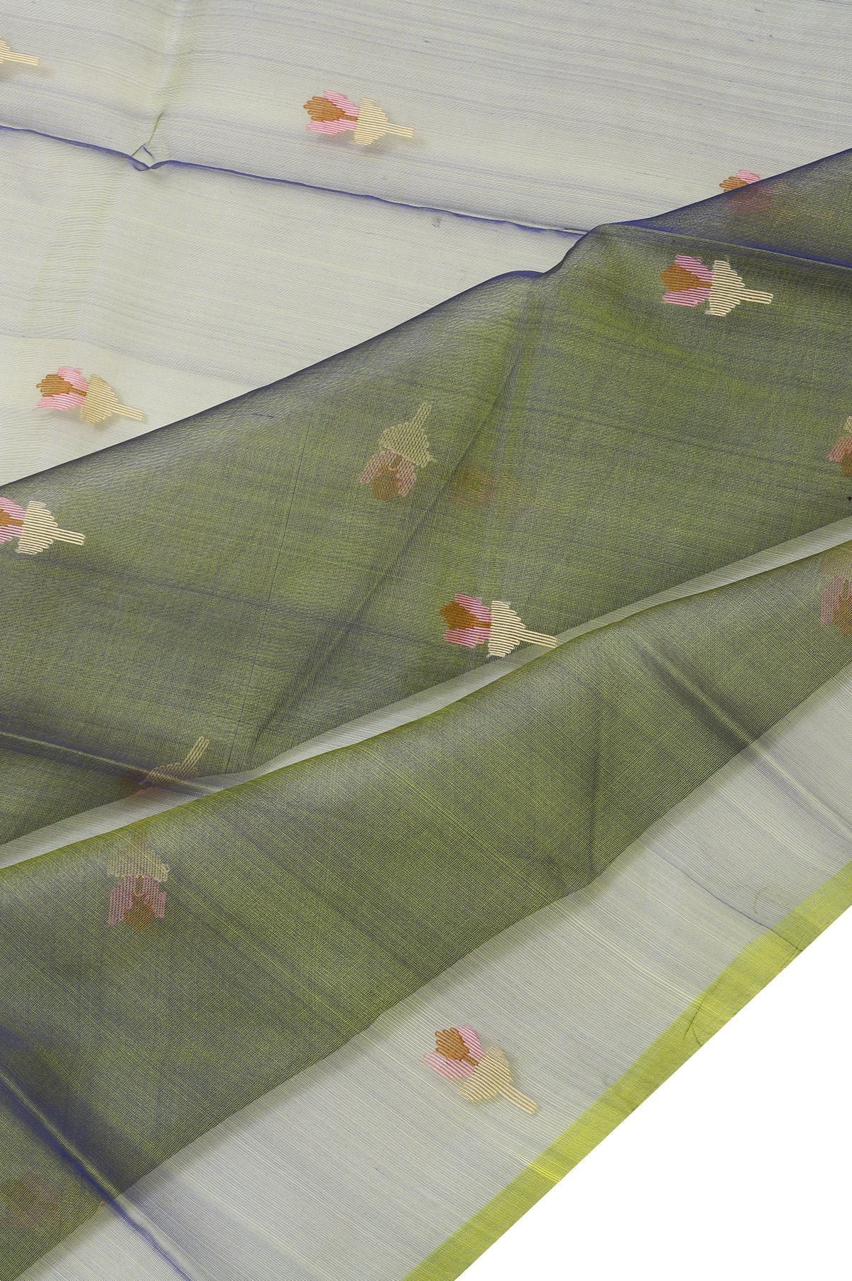 Green Bengal Jamdani Saree - Image 3