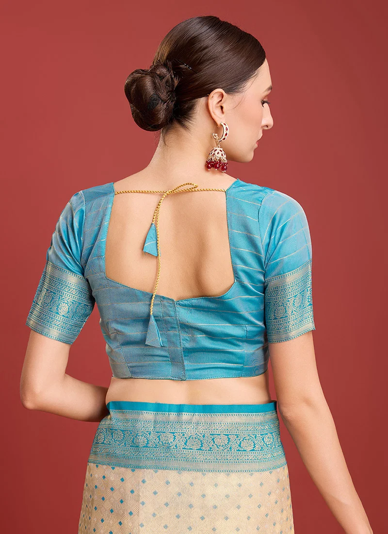 Kanchipuram Silk Zari Woven Traditional Saree With Contrast Sky Blue Blouse Festive Wear - Image 2
