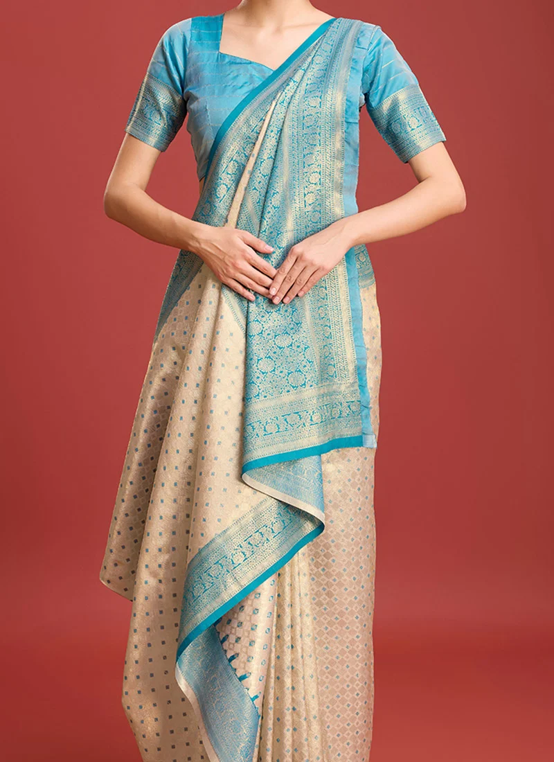 Kanchipuram Silk Zari Woven Traditional Saree With Contrast Sky Blue Blouse Festive Wear - Image 3